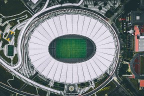 爱游戏体育-Doinb关键助攻闪耀全场，西班牙新星未来可期